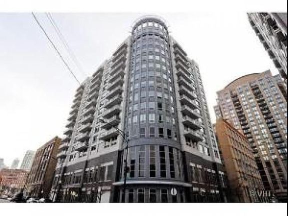 3rd image of 425 W Huron St #807