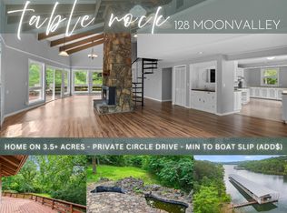 128 Moonvalley Drive, Reeds Spring, MO 65737