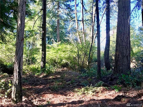2nd image of 3111 38th Ave NW