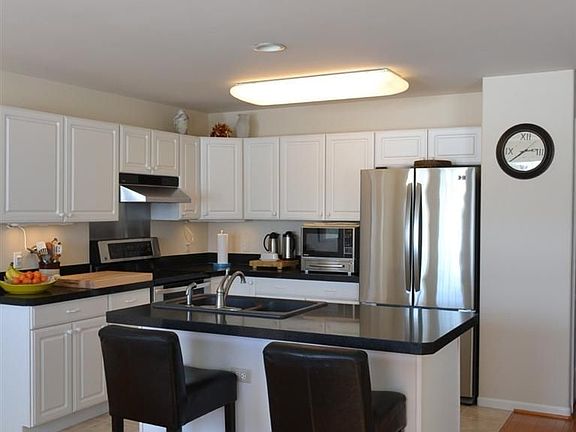 4th image of 4161 Boulder Pond Dr