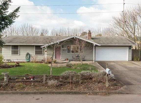 2nd image of 1106 NE 122nd Ave