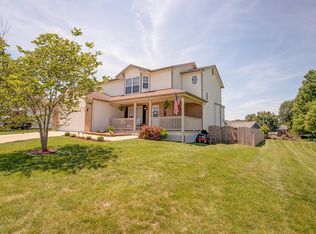 1303 Stonefield Dr, Waterloo, IL