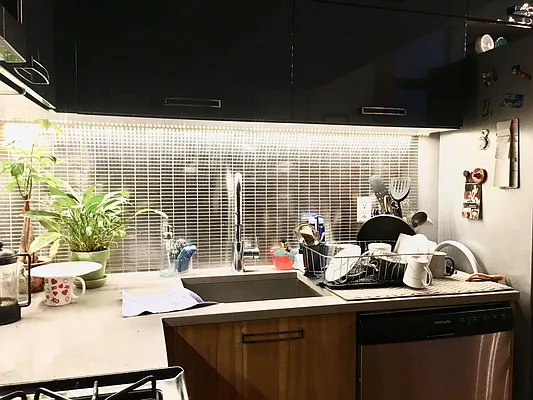 Rented by City Vista Inc | media 4