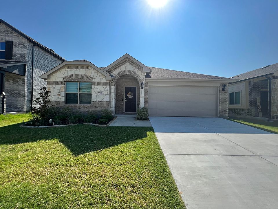 1st image of 900 Highberry Dr #900