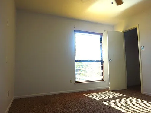 101 Stratford St #205 Photo 1