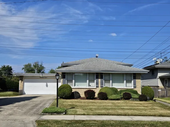 20 E Kathleen Dr, Des Plaines, IL 60016