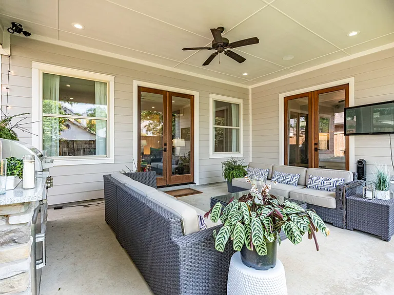 6011 Goodwin Ave — Photo 35