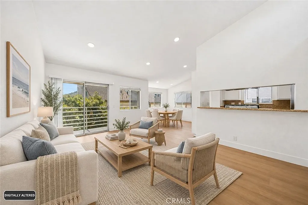 2 bed, 1200 sqft, $4,200 — Photo 1