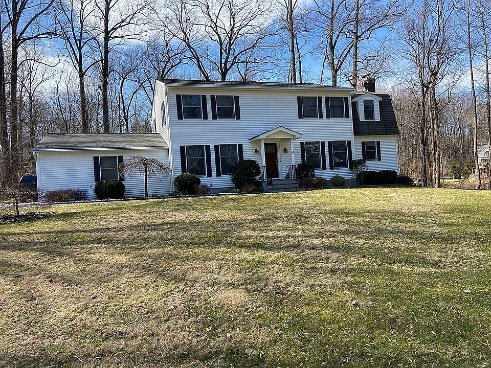 1st image of 10 Sassi Dr