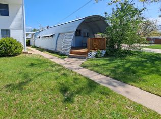 1018 S College Ave #B, Columbia, MO 65201
