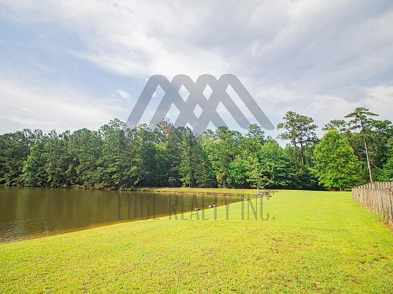 110 Spring Lakes Dr — Photo 48