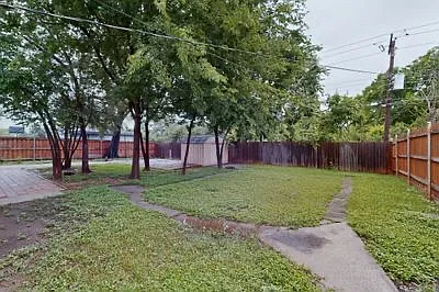 1903 Skylark Dr — Photo 3