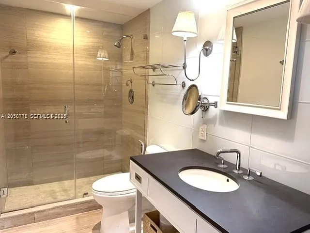 90 Edgewater Dr #515 — Photo 11