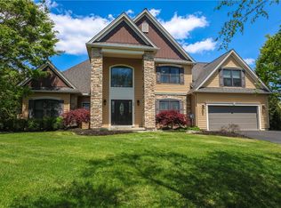 28 Royal Crest Rd, Horseheads, NY 14845