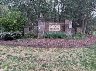 200 Eastlake Ct, Seneca, SC 29672