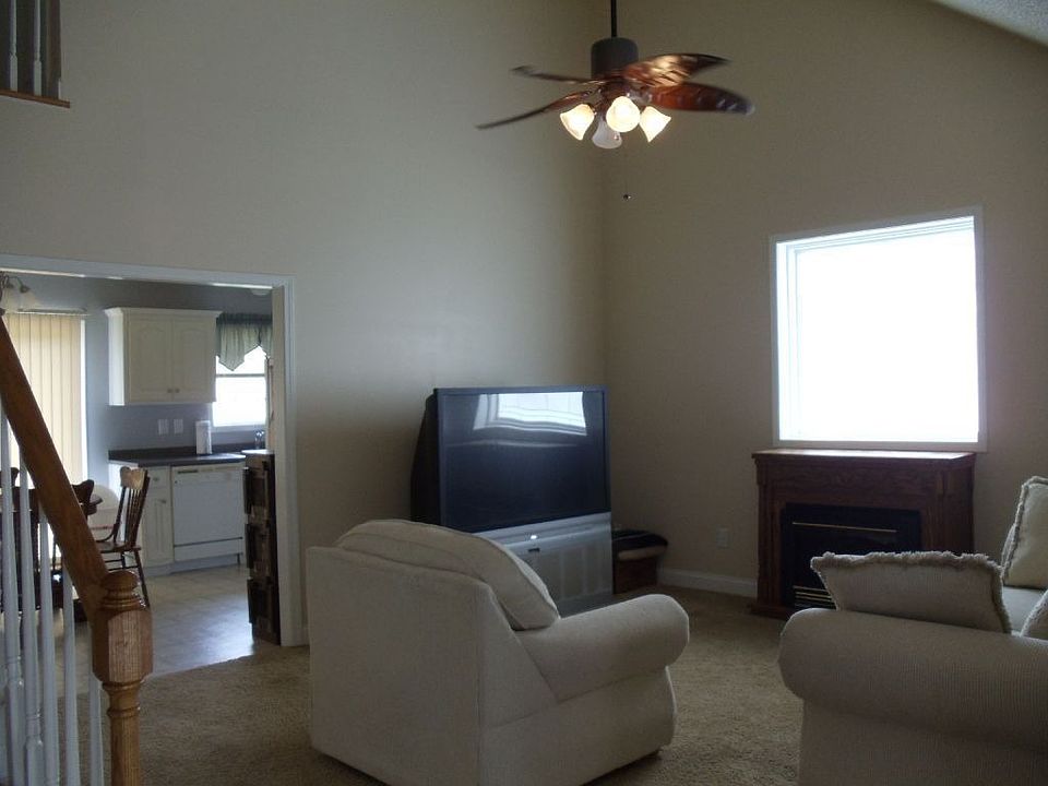 2nd image of 4200 Avocet Ln