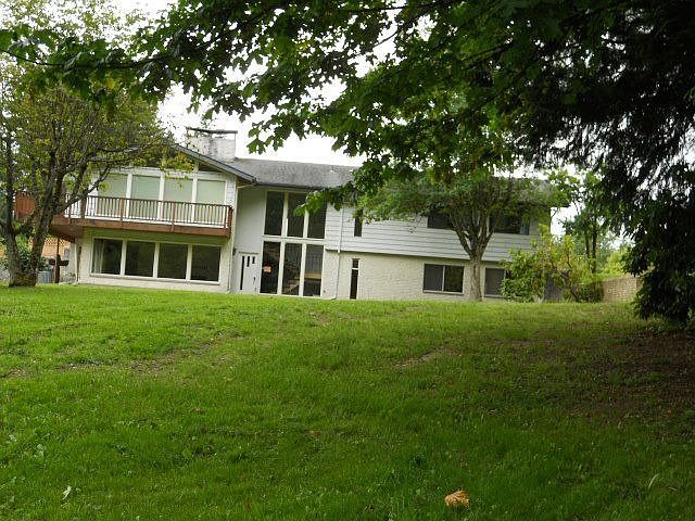 1st image of 7220 79th Ave SE