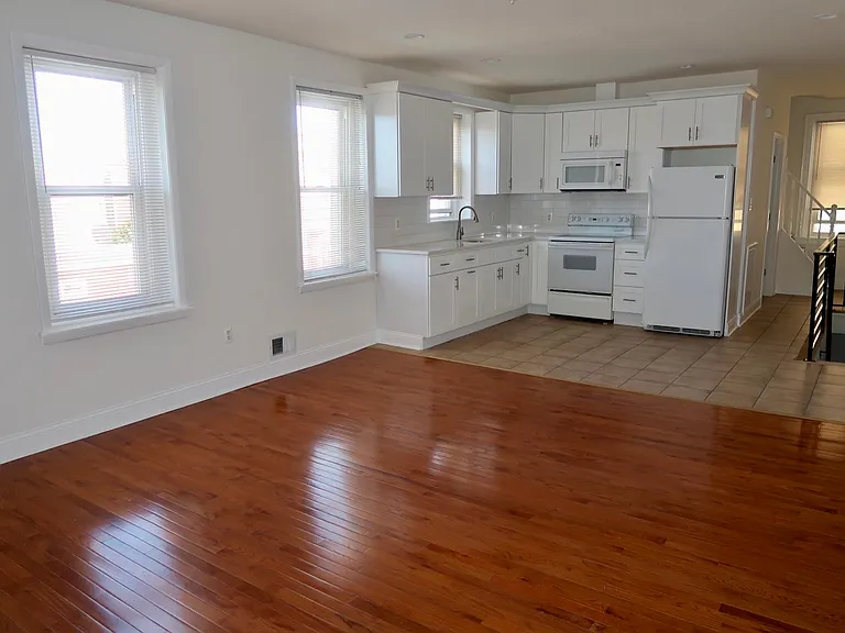 2501 E Clearfield St #2 — Photo 7