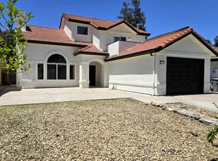 8879 N Barton Ave, Fresno, CA 93720
