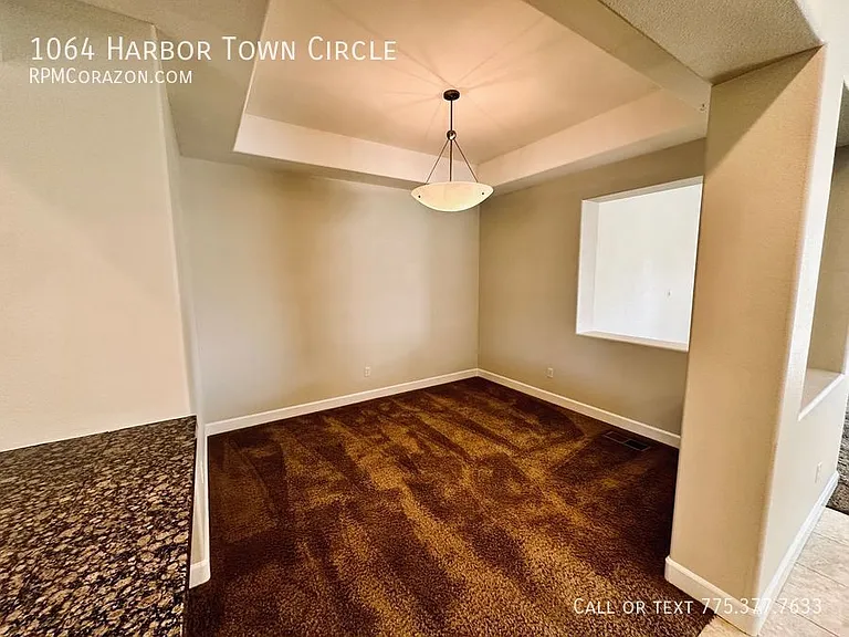 1064 Harbor Town Cir — Photo 5