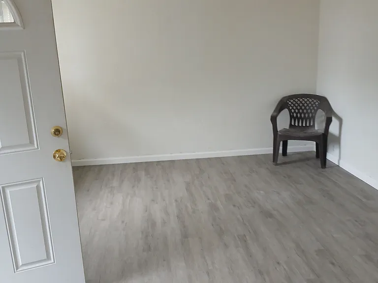 712 N Scott Ave #2-800 — Photo 8