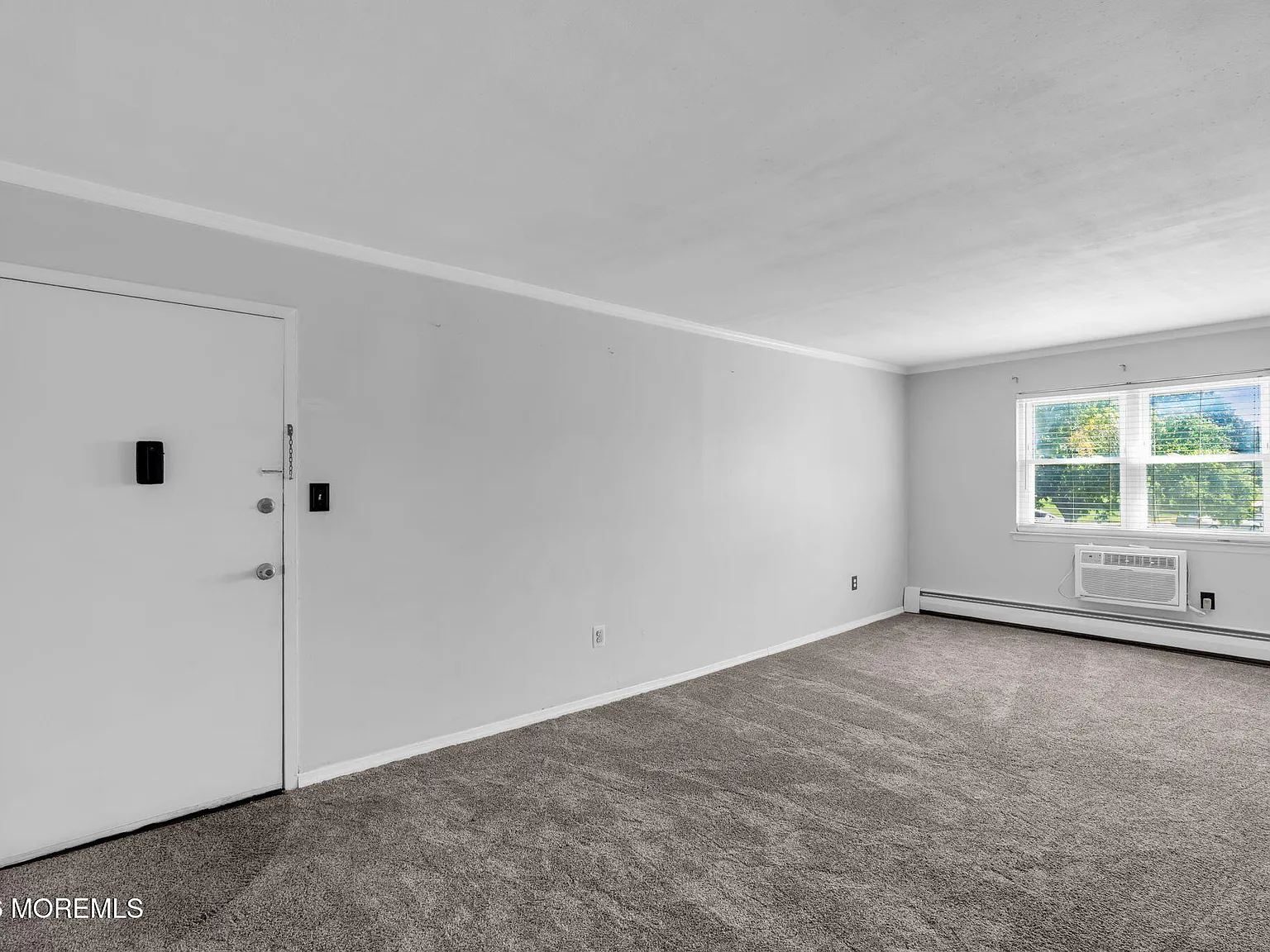 1 bed, 1.0 bath, 712 sqft, $1,900 — Photo 3