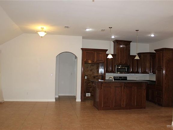 5th image of 4205 S Canna St