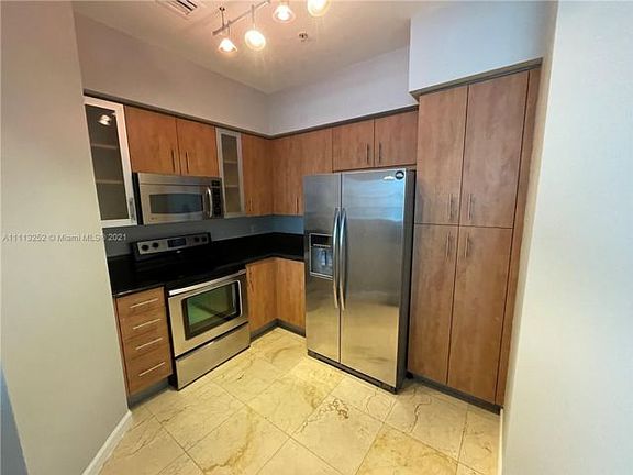 2nd image of 7900 Harbor Island Dr Penthouse 3