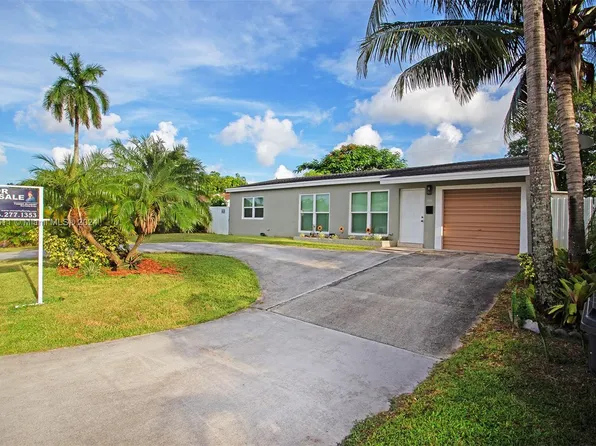 6980 Scott St, Hollywood, FL 33024