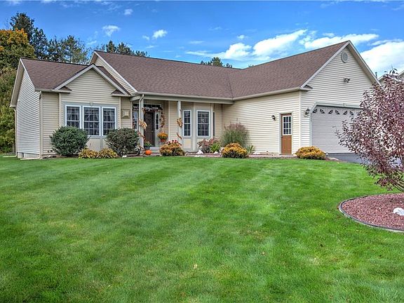 2nd image of 8477 Wayfarer Dr
