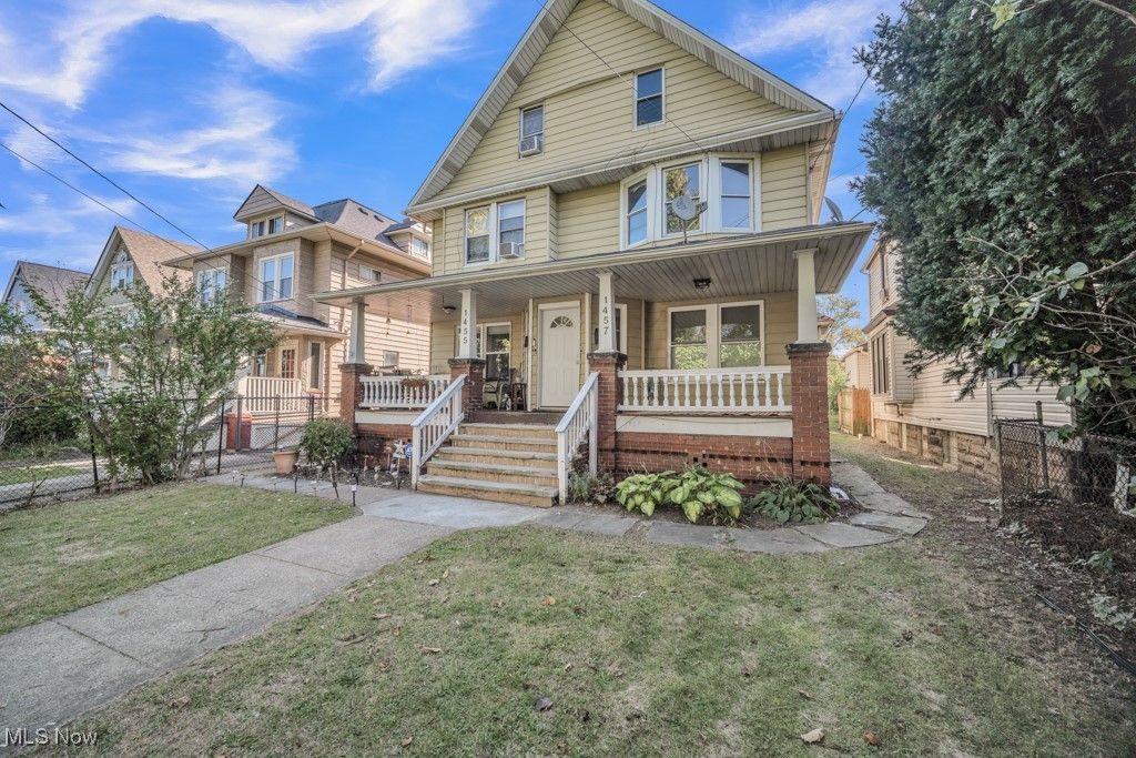 Real estate listing image