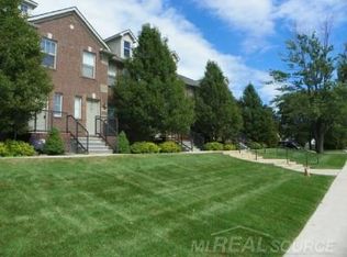 17057-14 Mile Rd, Fraser, MI 48026