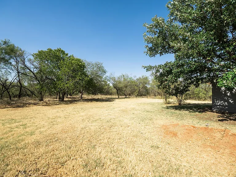 10682 Refinery Rd — Photo 37
