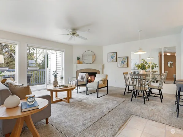 2969 142nd Place SE #6, Bellevue, WA 98007