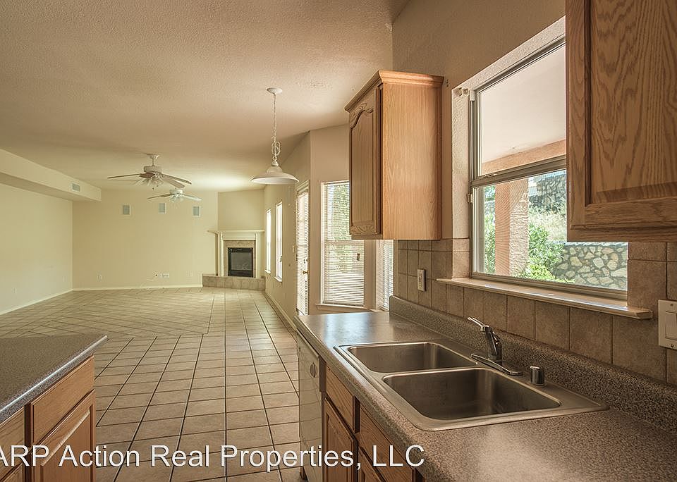 1st image of 10844 Loma De Alma Dr