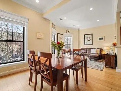 4th image of 21 Worcester Sq APT 3
