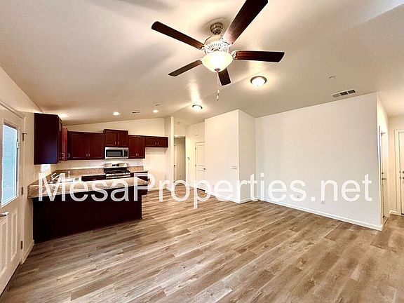 4th image of 9550 Tamarisk Ave Unit 131