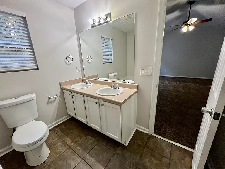 707 Porter Ln — Photo 35