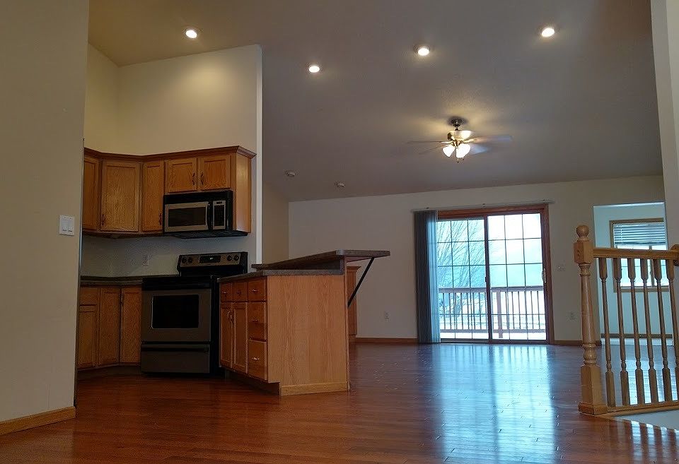 1st image of W20664 McKeeth Dr APT A