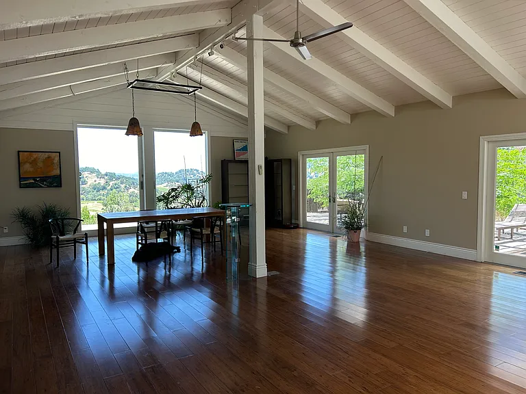 800 Sanel Dr — Photo 21