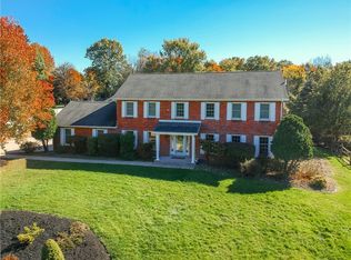121 Northbrook Dr, Gibsonia, PA 15044