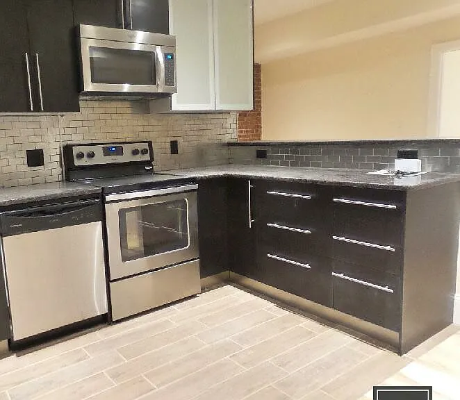 1203 Beacon St #2 — Photo 8