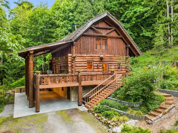 5931 290th Avenue SE, Issaquah, WA 98027