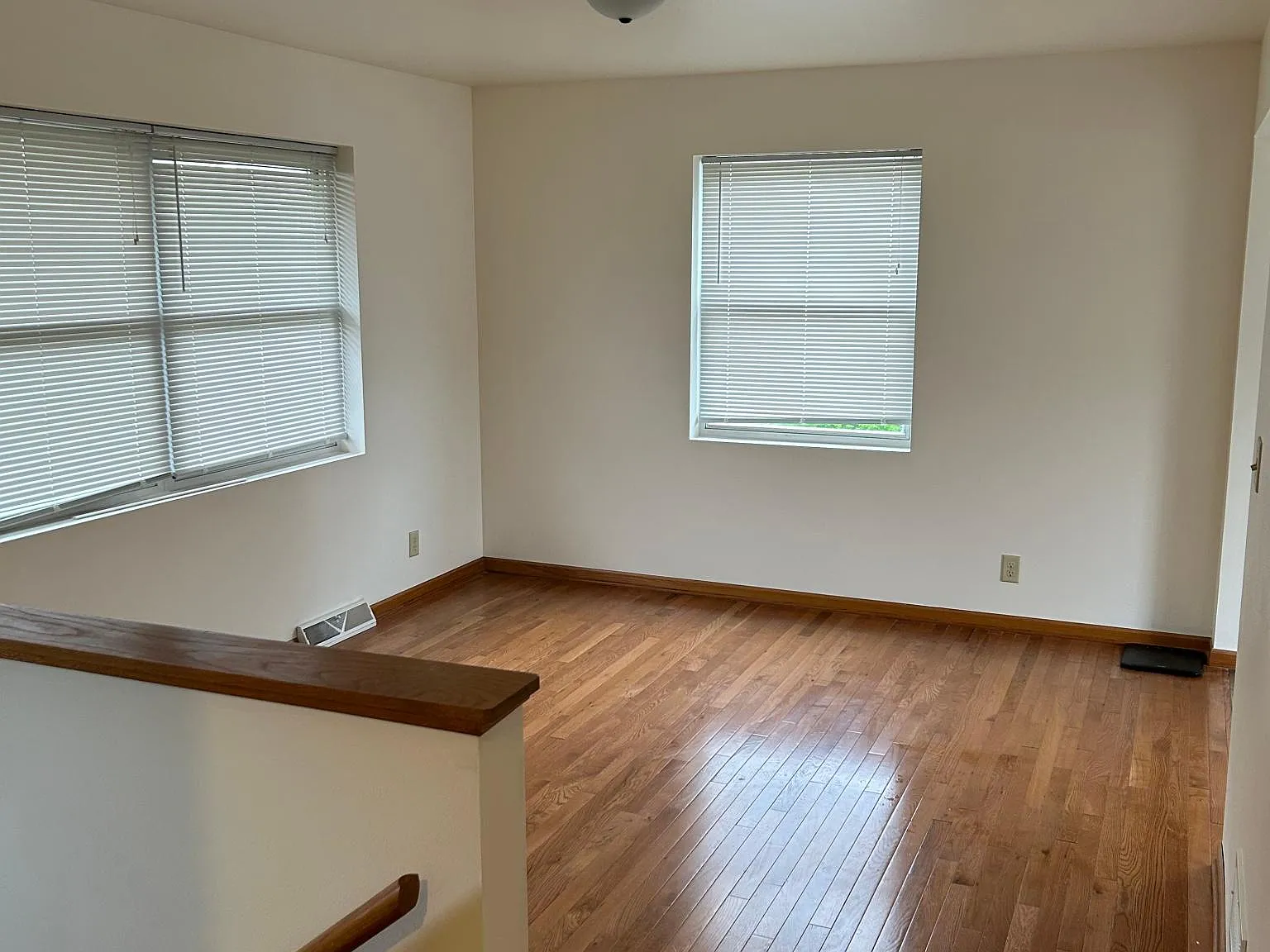 3 bed, 1510 sqft, $2,400 — Photo 2