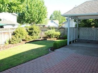 4167 Hampshire Ln, Eugene, OR 97404