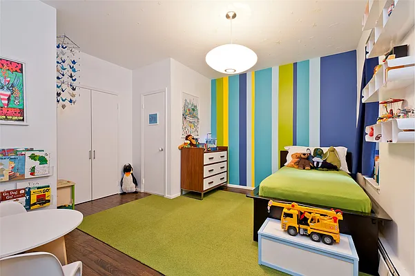 Sold by Douglas Elliman | media 14