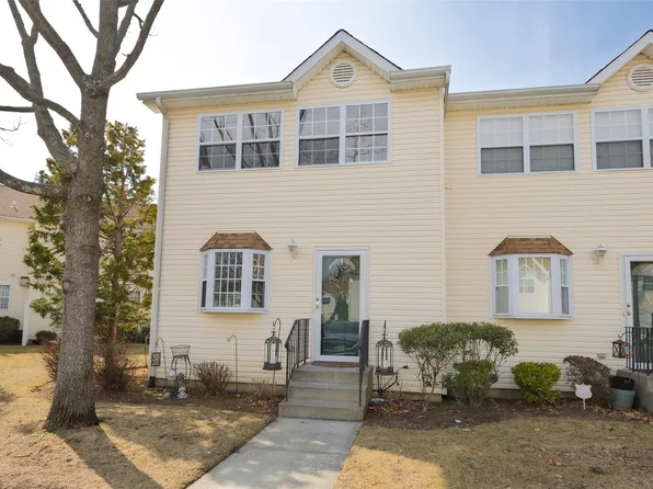 1027 Jerusalem Avenue #108, Uniondale, NY 11553