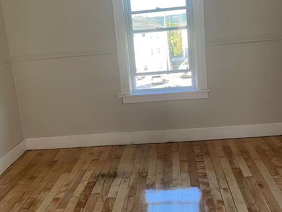 3rd image of 26 South St #C