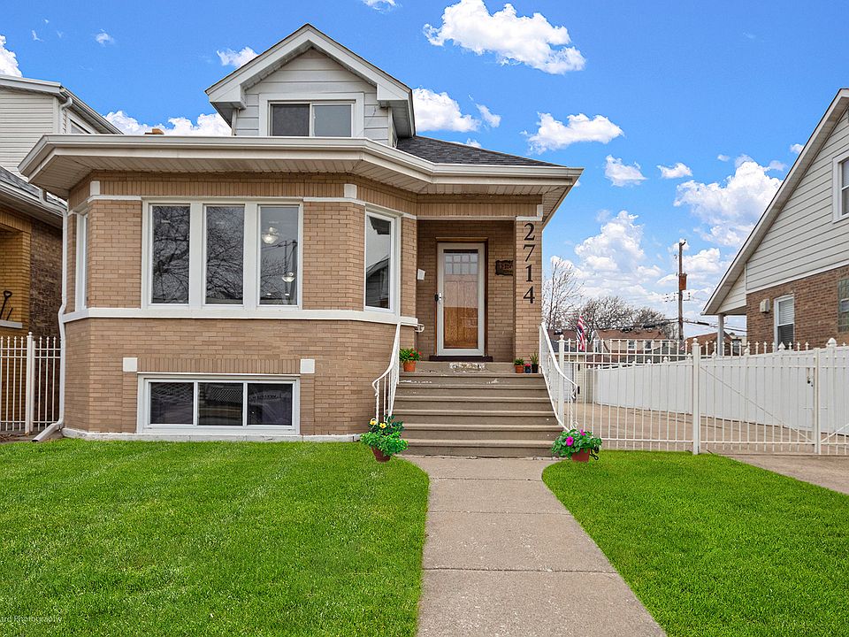 1st image of 2714 N Mango Ave
