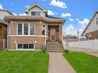 2714 N Mango Ave, Chicago, IL 60639